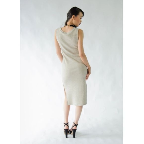 Solid Side Slit V-Neck Dress - Picture 4 of 7